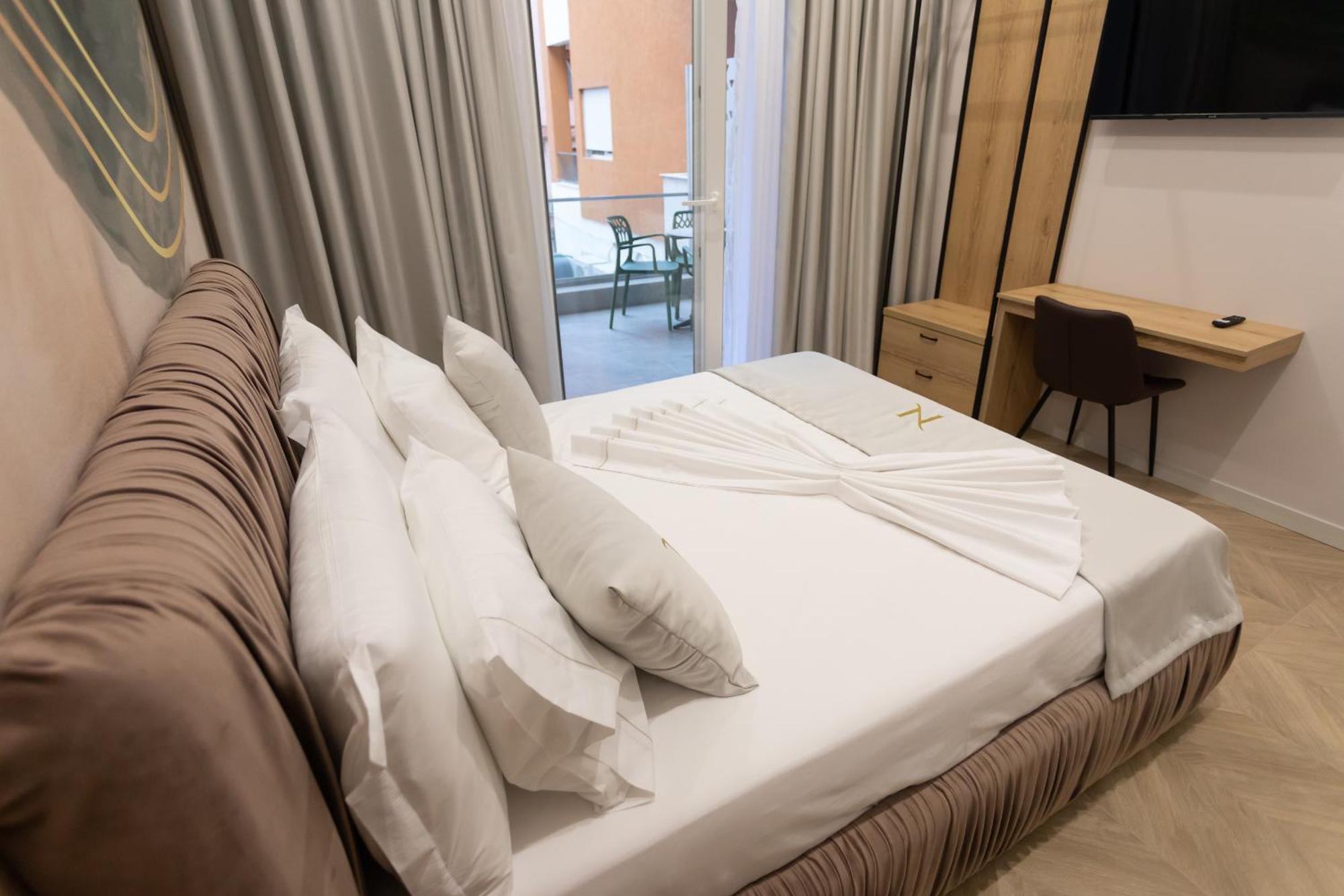 Nayel Hotel Durres Exterior photo