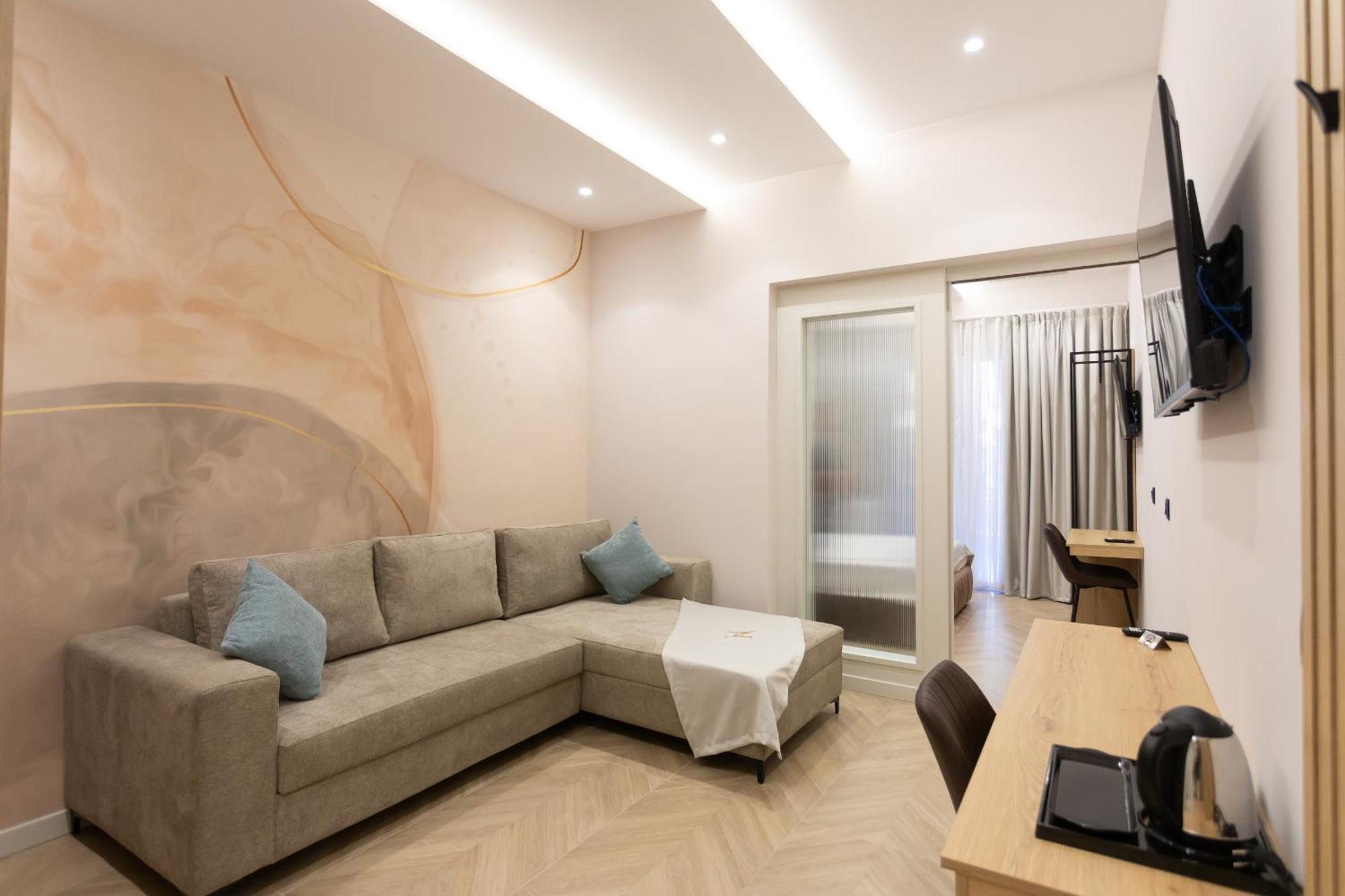 Nayel Hotel Durres Exterior photo