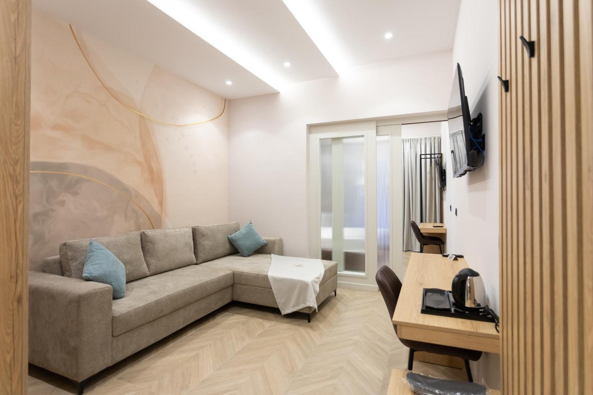 Nayel Hotel Durres Exterior photo