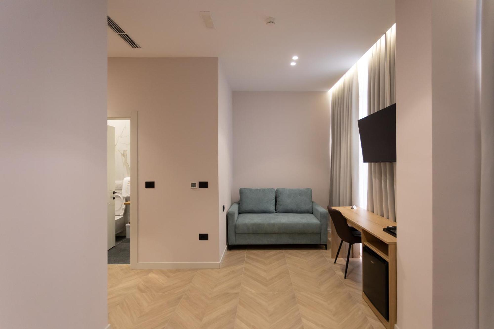 Nayel Hotel Durres Exterior photo
