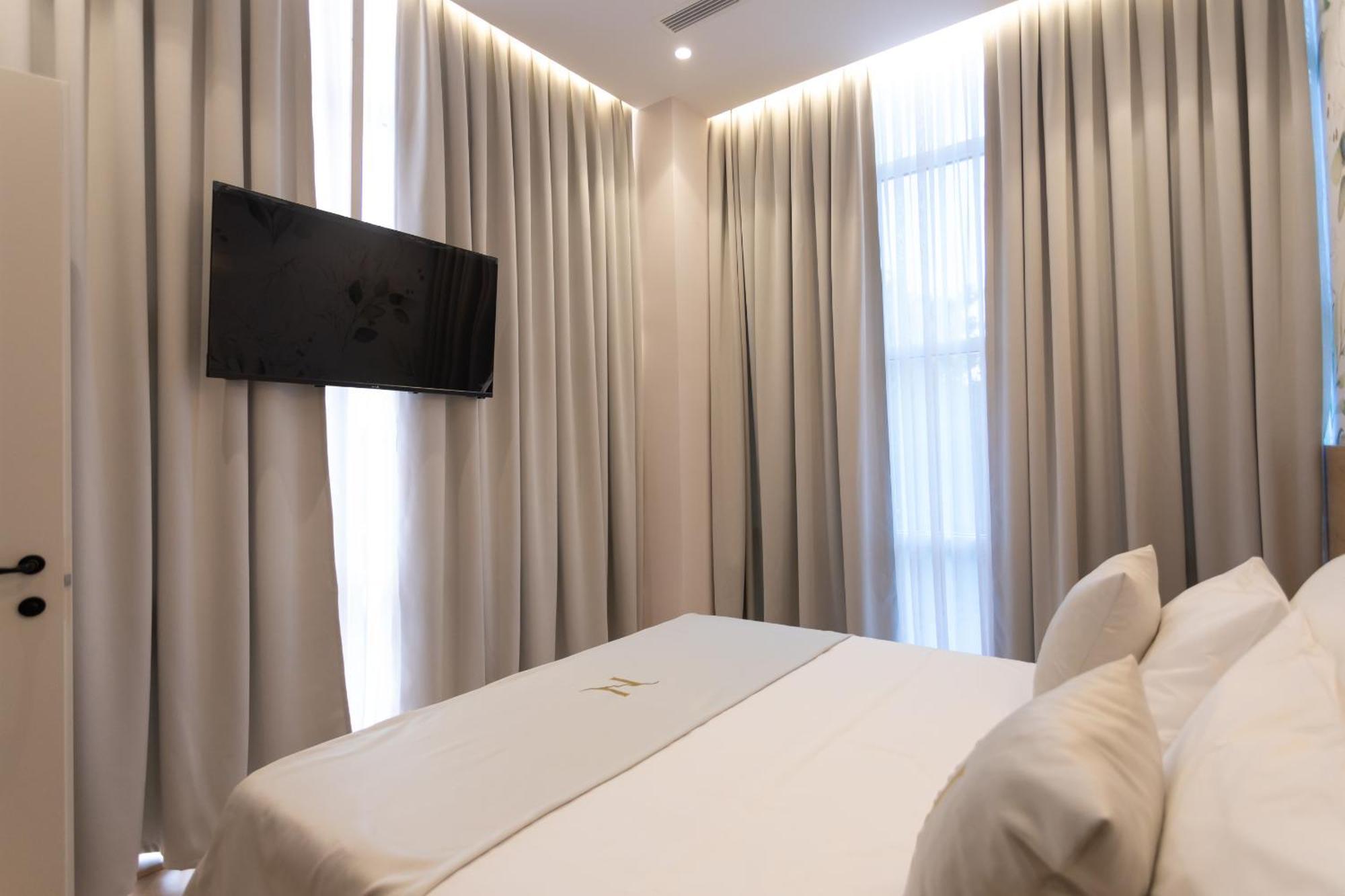 Nayel Hotel Durres Exterior photo