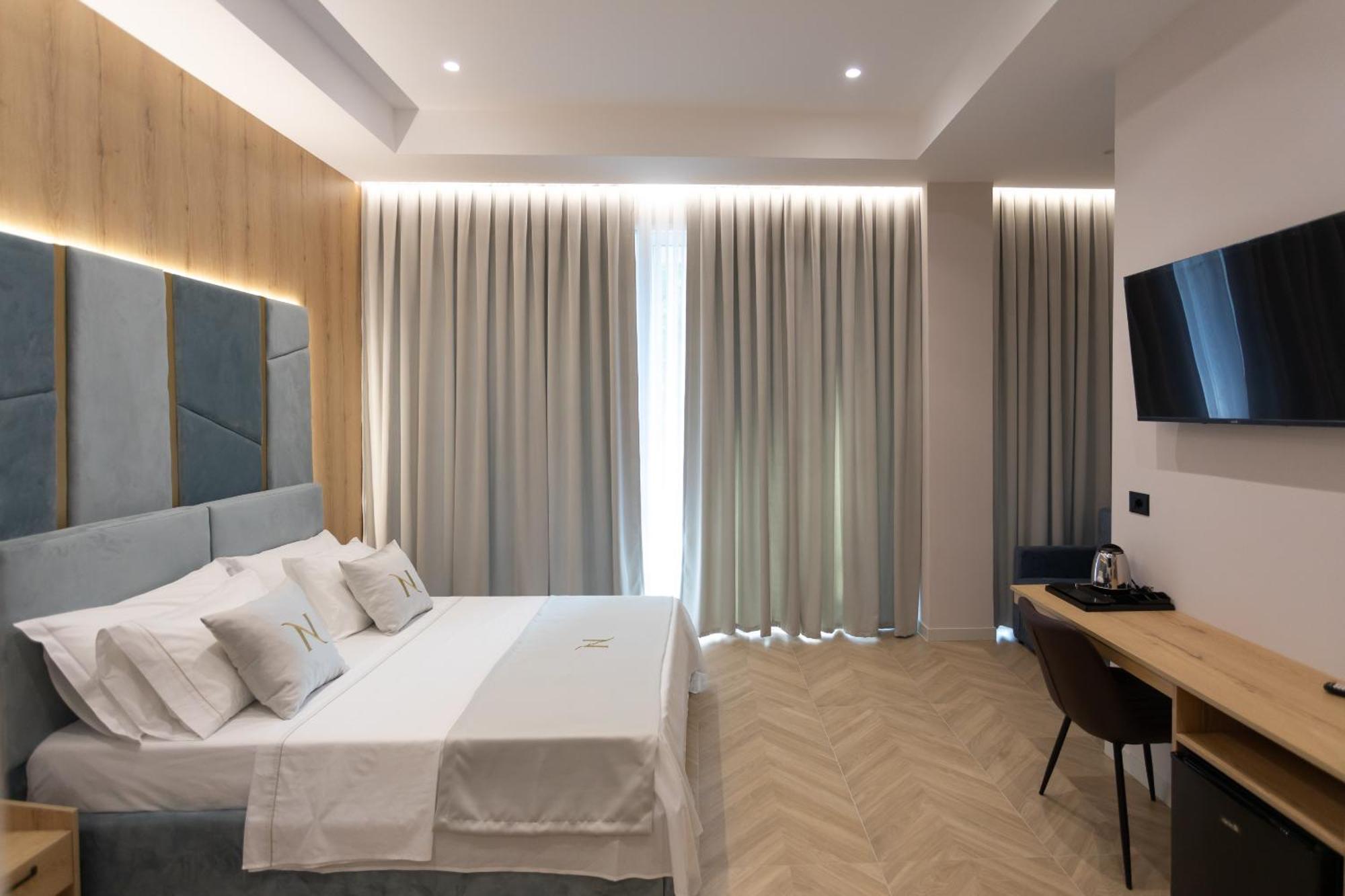 Nayel Hotel Durres Exterior photo