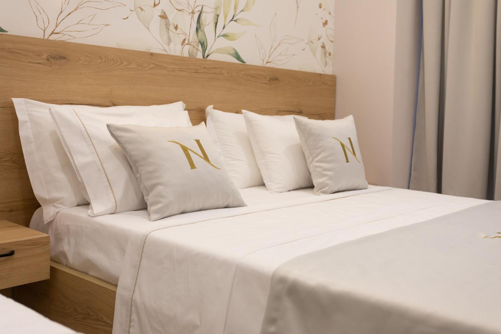 Nayel Hotel Durres Exterior photo